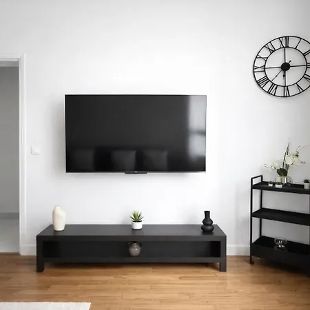 Splendide 3 Pieces A Apartment Issy-les-Moulineaux