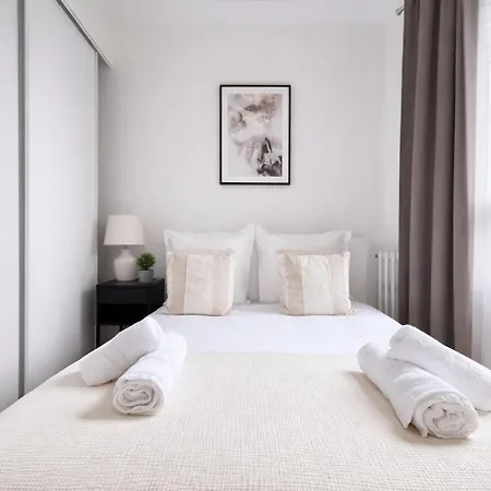 Apartment Splendide 3 Pieces A Issy-les-Moulineaux